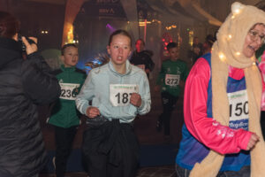 halloween25_schueler_walking-177