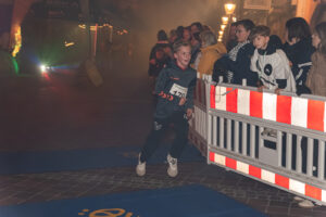 halloween25_schueler_walking-193