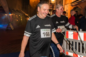 halloween25_schueler_walking-416